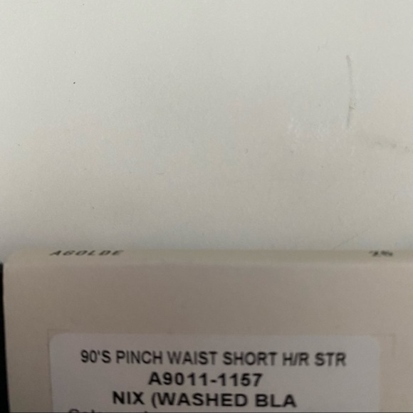 Agolde ‘90s Pinch-Waist Ultra High-Rise Bermudas Sz 25 - Picture 8 of 10